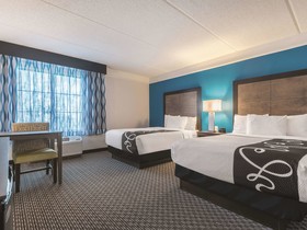 La Quinta Inn & Suites by Wyndham Orlando Lake Mary