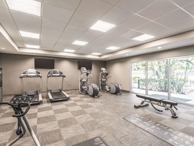 La Quinta Inn & Suites by Wyndham Orlando Lake Mary