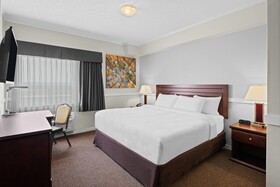 Days Inn by Wyndham Lamont