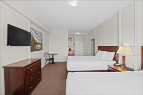 Days Inn by Wyndham Lamont