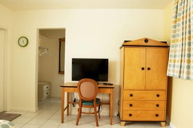 Great Escape Inn