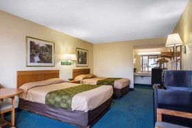 Econo Lodge Live Oak