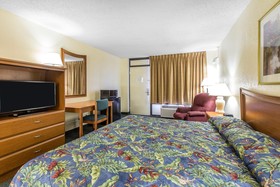 Econo Lodge Live Oak