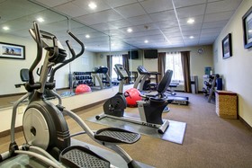 Holiday Inn Express & Suites Live oak