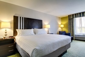Holiday Inn Express & Suites Live oak