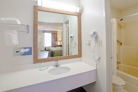 Quality Inn & Suites Live Oak I-10 Exit 283