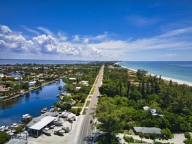 Harbour Villa Club