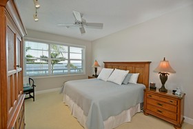 Harbour Villa Club