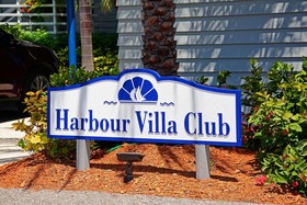 Harbour Villa Club