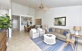 Harbour Villa Club
