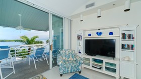 Harbour Villa Club