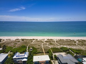 Harbour Villa Club