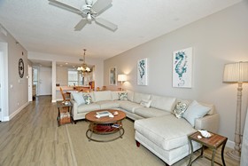Harbour Villa Club