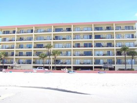 Las Brisas by TRS