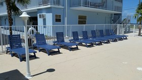 Captain Pips at Knights Key Inn