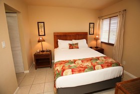 Marco Beach Vacation Suites