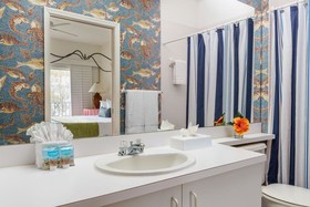 Olde Marco Island Inn & Suites