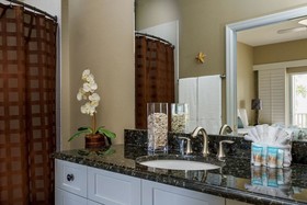 Olde Marco Island Inn & Suites
