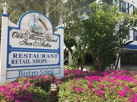 Olde Marco Island Inn & Suites