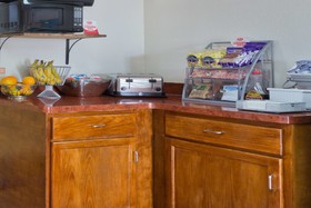 Super 8 by Wyndham Melbourne
