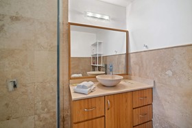 Madison South Beach Suites by SV Rentals