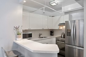 Madison South Beach Suites by SV Rentals
