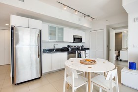 Miami Vacations Corporate Rentals - Monte Carlo