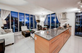 Icon Brickell Residences