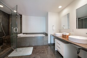 Icon Brickell Residences