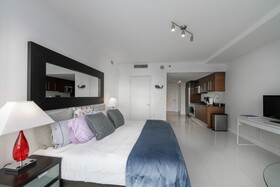 Icon Brickell Residences