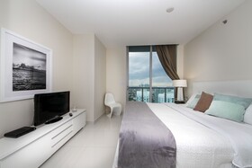 Icon Brickell Residences