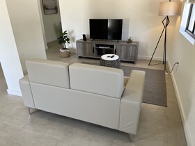 Renzzi Wynwood Apartments