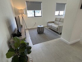 Renzzi Wynwood Apartments