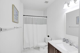 Renzzi Wynwood Apartments