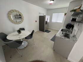 Renzzi Wynwood Apartments