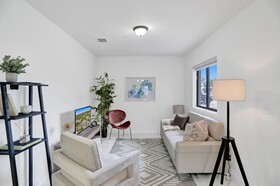 Renzzi Wynwood Apartments