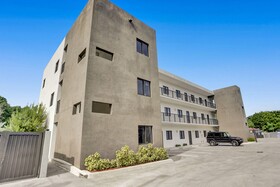 Renzzi Wynwood Apartments