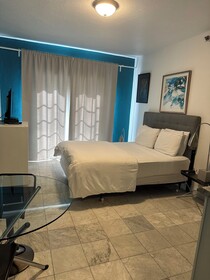 Royal South Beach