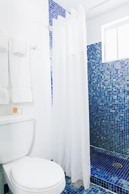 Aqua Hotel