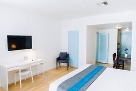 Aqua Hotel