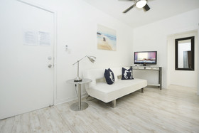 Art Deco Drexel Apartments