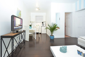 Art Deco Drexel Apartments