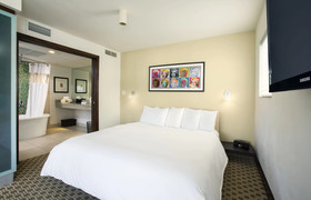Congress Suites at the Strand