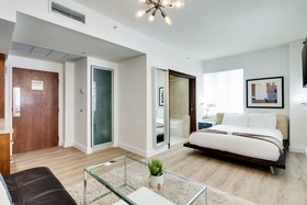 Congress Suites at the Strand