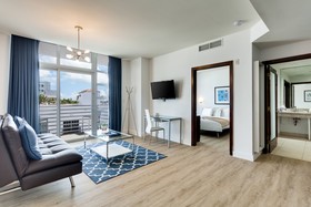 Congress Suites at the Strand