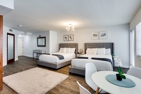Congress Suites at the Strand