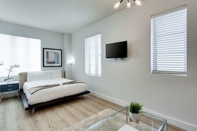 Congress Suites at the Strand