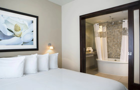 Congress Suites at the Strand