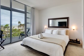 Congress Suites at the Strand