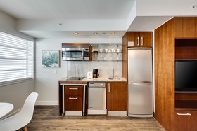 Congress Suites at the Strand
